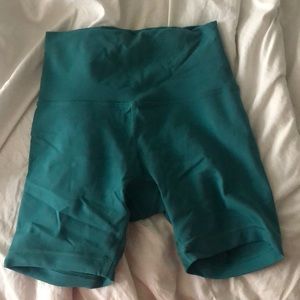 Lululemon Wunder Train Shorts